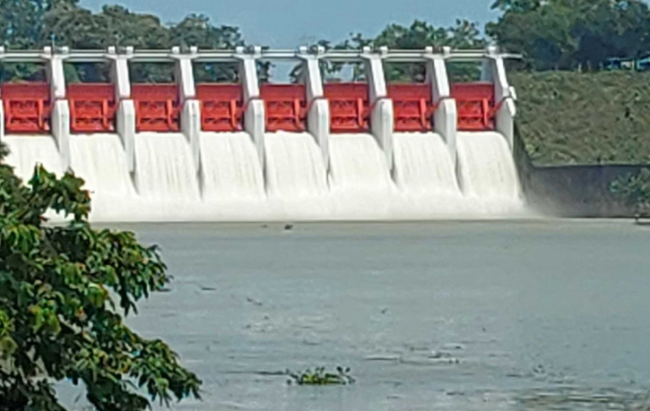 কাপ্তাই জলবিদ্যুৎ কেন্দ্রের কপাট রাতে খুলছে, সতর্কতা