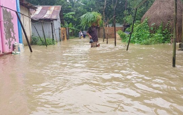 ভারী বৃষ্টিতে পানিতে ডুবে দুজনের মৃত্যু, নিখোঁজ ২, পানিবন্দি ৫০ গ্রাম